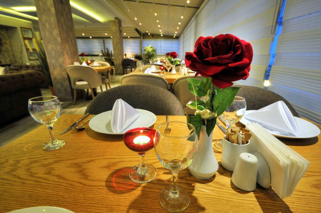 Golden Deluxe Hotel Adana Ngoại thất bức ảnh