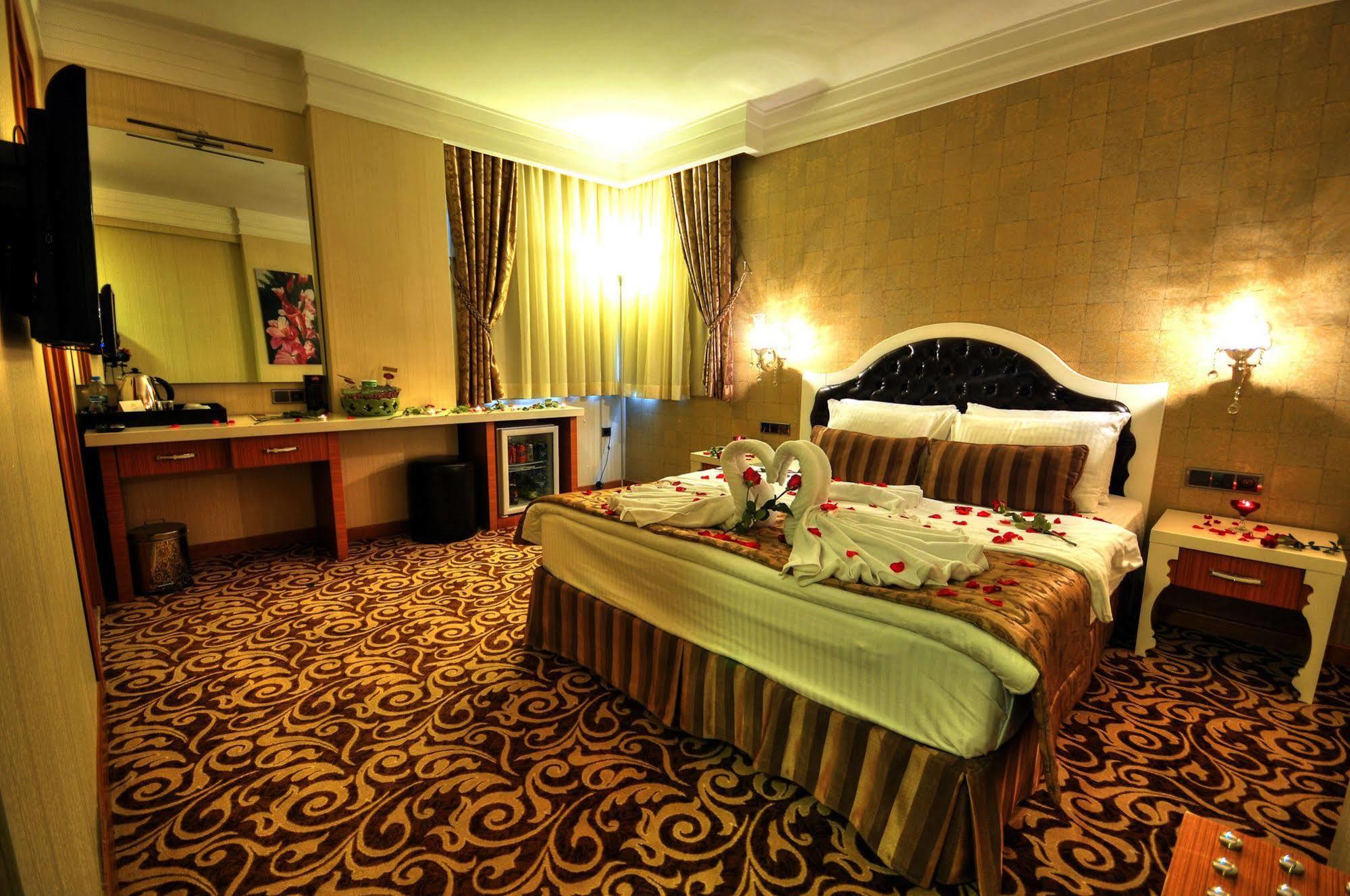Golden Deluxe Hotel Adana Ngoại thất bức ảnh